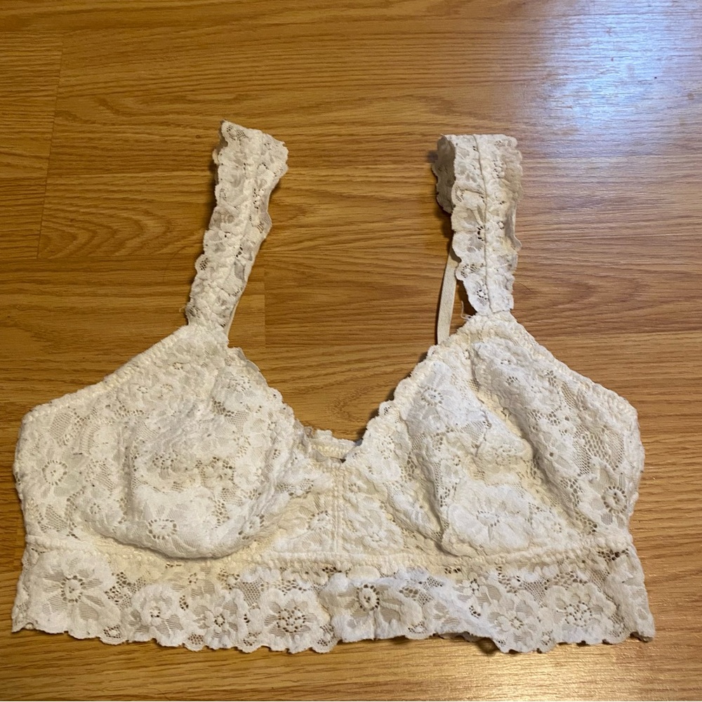 Aerie white lace bralette size medium floral bra
